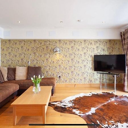 Appartamento Blue Pool View Portrush Esterno foto